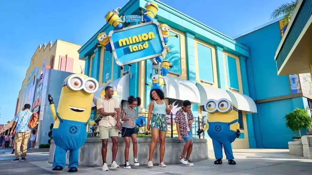 Minion Land - family having fun